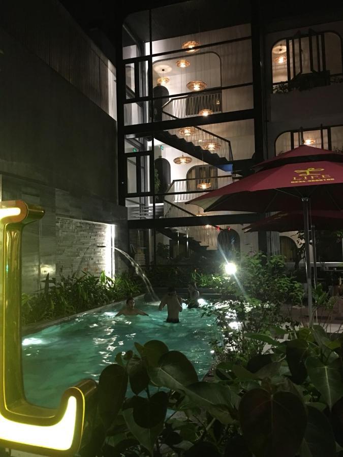 Life Boutique Hotel Hue Exterior foto