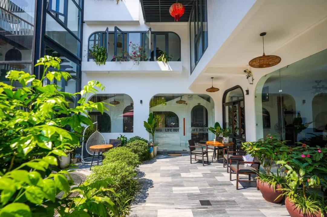 Life Boutique Hotel Hue Exterior foto